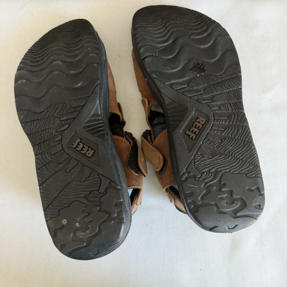 Reef Leather Outdoor Hiking Water Sandals Adjustable Straps Men's 10 US 43 EU‎